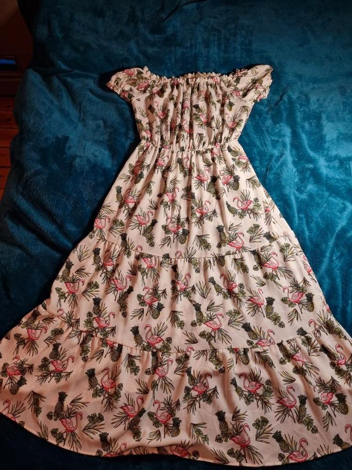 Speels zomers jurkje Medium off schoulder mogelijkheid, Vêtements | Femmes, Robes, Porté, Enlèvement ou Envoi