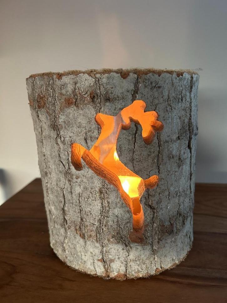 Rustieke boomstam theelichthouder rendier – incl. glazen cup, Huis en Inrichting, Woonaccessoires | Kandelaars en Kaarsen, Zo goed als nieuw
