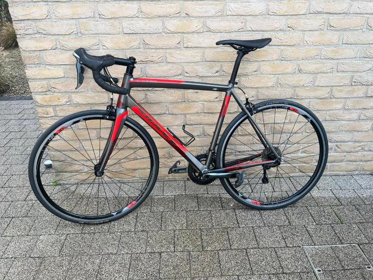 Koersfiets Ridley Fenix (quasi nieuwstaat), Fietsen en Brommers, Fietsen | Heren | Sportfietsen en Toerfietsen, Zo goed als nieuw