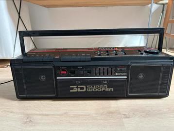 Super woofer hitachi radio cassette werkend  disponible aux enchères