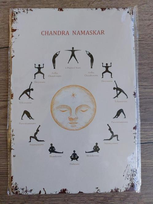 Chandra Namaskar metaal wandbord Moon Salutation (nieuw), Huis en Inrichting, Woonaccessoires | Wanddecoraties, Nieuw, Ophalen of Verzenden