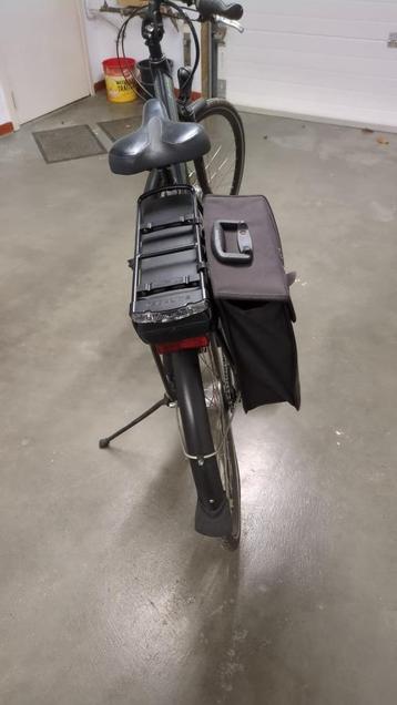 Prachtige elektrische dames fiets Dutch id beschikbaar voor biedingen