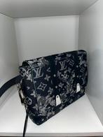 Sacoche bandoulière, Bijoux, Sacs & Beauté, Sacs | Sacs à bandoulière, Comme neuf, Cuir, Bleu