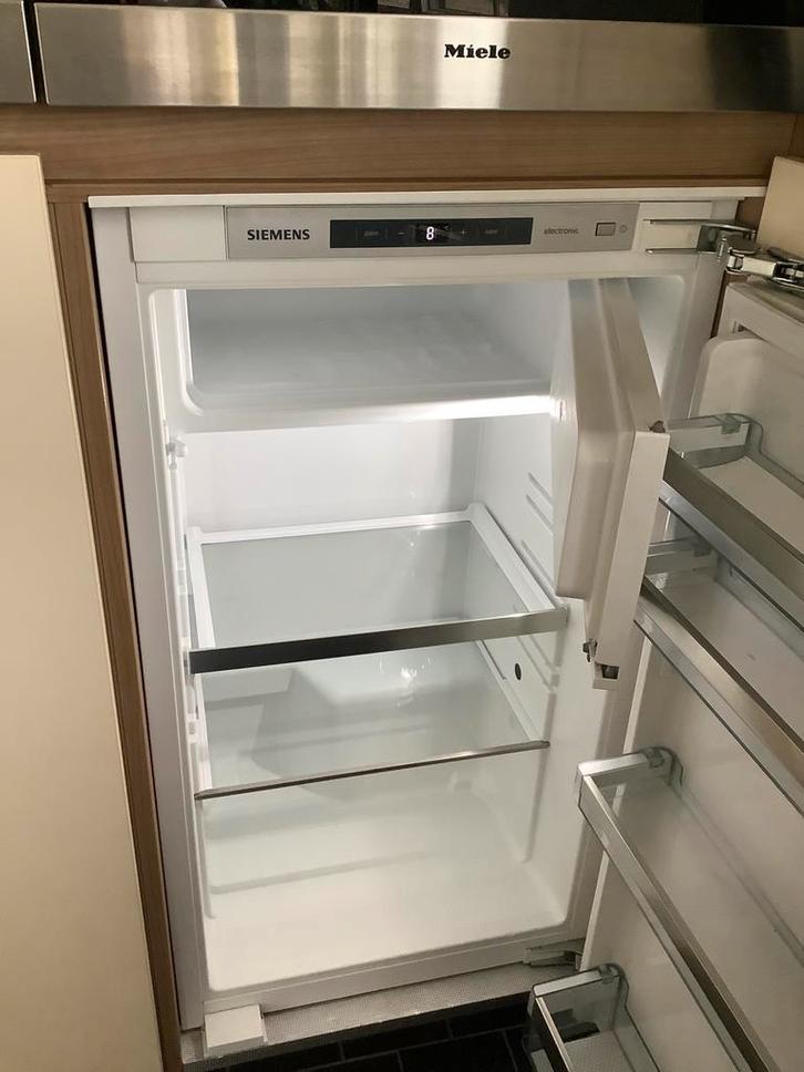 Siemens inbouwkoelkast, Elektronische apparatuur, Koelkasten en IJskasten, Gebruikt, Met vriesvak, 150 tot 200 liter, 85 tot 120 cm