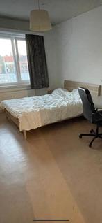 Bed (140cm) inclusief matras en 2 nachtkastjes, Huis en Inrichting, Slaapkamer | Bedden, Ophalen, Zo goed als nieuw, 200 cm, 140 cm