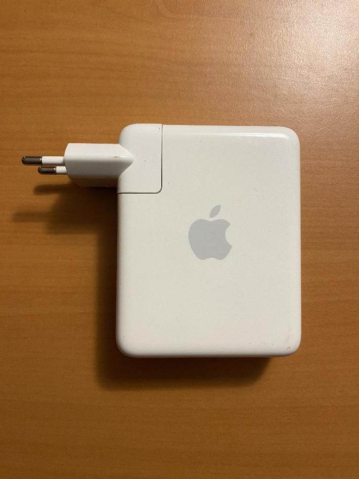 Apple Wifi Station A1264, Computers en Software, Routers en Modems, Gebruikt, Ophalen of Verzenden