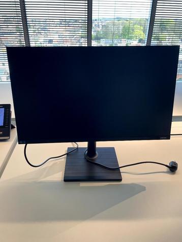 27" FHD Professional Monitor T45F