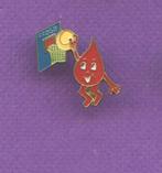 Pins basketbal bloeddonatie Frankrijk la152, Verzamelen, Verzenden, Sport, Speldje of Pin