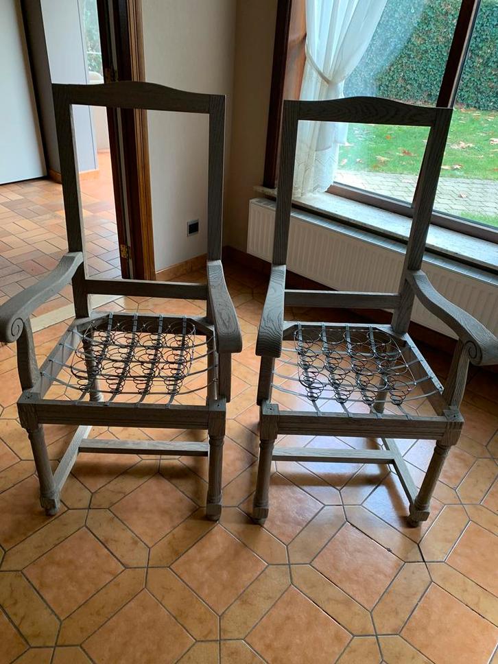 Landelijke, eiken dressoir met 8 stoelen., Huis en Inrichting, Kasten | Dressoirs, Zo goed als nieuw, Ophalen