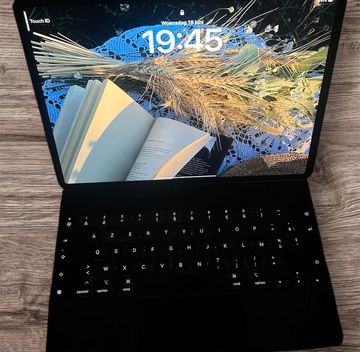 Apple iPad Air 13  (6th Generation) incl. toetsenbord, Informatique & Logiciels, Apple iPad Tablettes, Autres modèles, Wi-Fi, 12 pouces