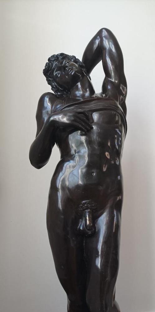 Statue en Bronze Reproduction du "Captif " de Michel Angelo., Antiquités & Art, Antiquités | Bronze & Cuivre, Bronze, Enlèvement
