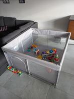 Baby speelbox (120×120×65) +speelmat (120×180), Kinderen en Baby's, Babyparken, Ophalen, Gebruikt