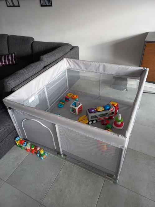 Baby speelbox (120×120×65) +speelmat (120×180), Kinderen en Baby's, Babyparken, Gebruikt, Ophalen