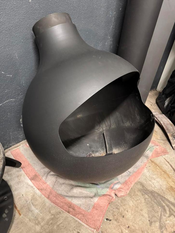 Unieke design haard Focus bathyscafocus houtkachel, Huis en Inrichting, Kachels, Zo goed als nieuw, Hangend, Houtkachel, Hout