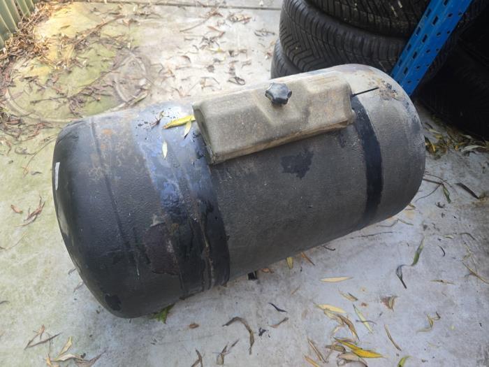 Réservoir LPG d'un Dodge RAM, Autos : Pièces & Accessoires, Systèmes à carburant, Dodge, Utilisé, 3 mois de garantie