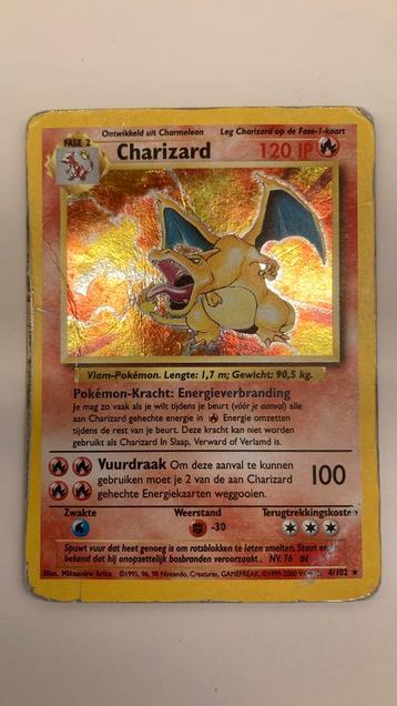 Charizard Base Set Nederlands beschikbaar voor biedingen