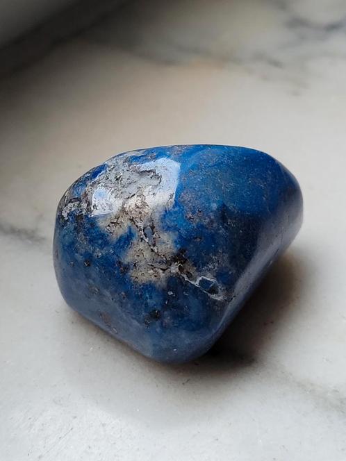 Lapis Lazuli koninklijk blauw uit Afghanistan (8), Verzamelen, Mineralen en Fossielen, Mineraal, Ophalen of Verzenden
