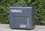 Beamz S2500 RGB Verticale Rookmachine, Comme neuf, Enlèvement, Commande sonore, Détecteur de fumée