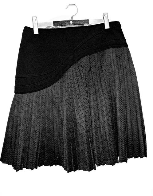 Karl Lagerfeld, jolie jupe taille 36/38, Vêtements | Femmes, Jupes, Comme neuf, Taille 36 (S), Noir, Au-dessus du genou, Enlèvement ou Envoi
