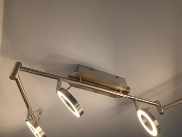 Suspension lumineuse LED beschikbaar voor biedingen