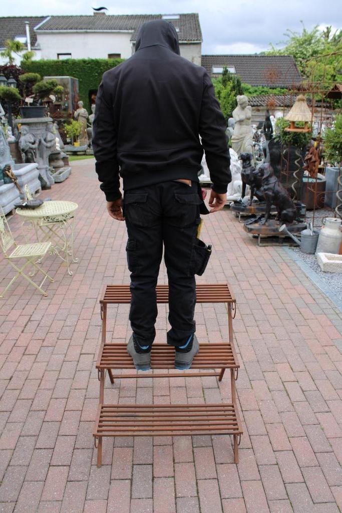 verroest smeedijzeren tuinrek, 3 verdiepingen!, Tuin en Terras, Tuinmeubel-accessoires, Nieuw, Ophalen