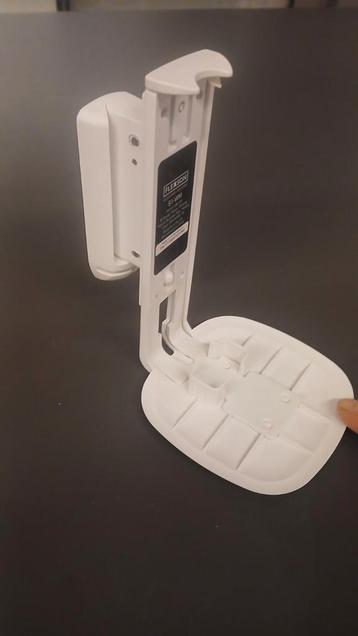 Sonos One muurbeugel beschikbaar voor biedingen