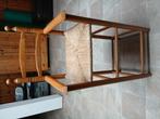Hoge , houten kinderstoel met rieten zitje, Ophalen, Zo goed als nieuw