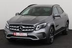 Mercedes-Benz GLA 200 Style i Style i + GPS + LEDER + CAMERA, Auto's, Mercedes-Benz, Parkeersensor, Achterwielaandrijving, Gebruikt