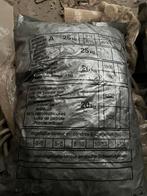 Houtskool 6 zakken, Ophalen