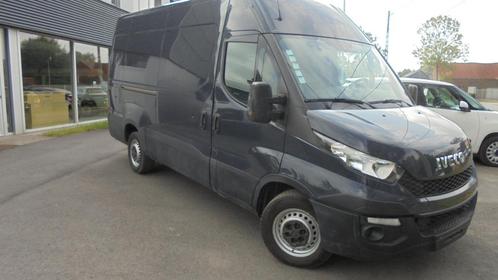 IVECO DAILY 35S16 - L3H2 - AIRCO - TREKHAAK, Auto's, Bestelwagens en Lichte vracht, Bedrijf, Te koop, ABS, Airbags, Airconditioning