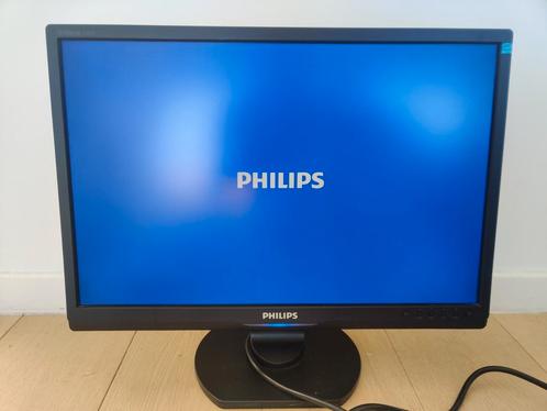 Philips Brilliance 220SW, Computers en Software, Monitoren, Zo goed als nieuw, DVI, VGA, Kantelbaar, Ophalen