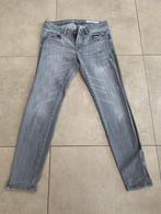 Grijze jeans EDC - maat 28, Kleding | Dames, Spijkerbroeken en Jeans, Grijs, W28 - W29 (confectie 36), Ophalen of Verzenden, Zo goed als nieuw