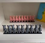 Bearbrick series 46 basics. Inclusief display., Ophalen of Verzenden, Zo goed als nieuw