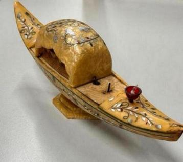 1930 Sieraden Doos Venetiaanse Italie Gondola Gondel antiek beschikbaar voor biedingen