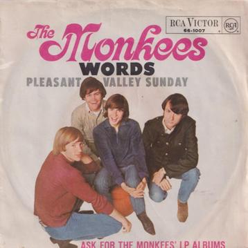 The Monkees – Pleasant Valley Sunday / Words – Single