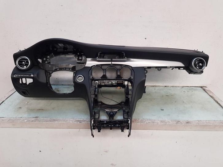DASHBOARD Mercedes-Benz C (C205) (01-2015/04-2023), Auto-onderdelen, Dashboard en Schakelaars, Mercedes-Benz, Gebruikt