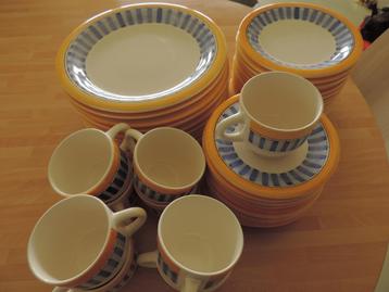 Servies beschikbaar voor biedingen