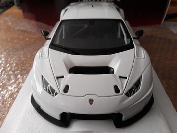 Autoart 1/18 Lamborghini Huracan GT3  beschikbaar voor biedingen