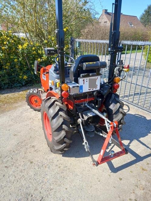 Tractor Branson 2505H op landbouwbanden, Zakelijke goederen, Landbouw | Tractoren, Nieuw, Ophalen