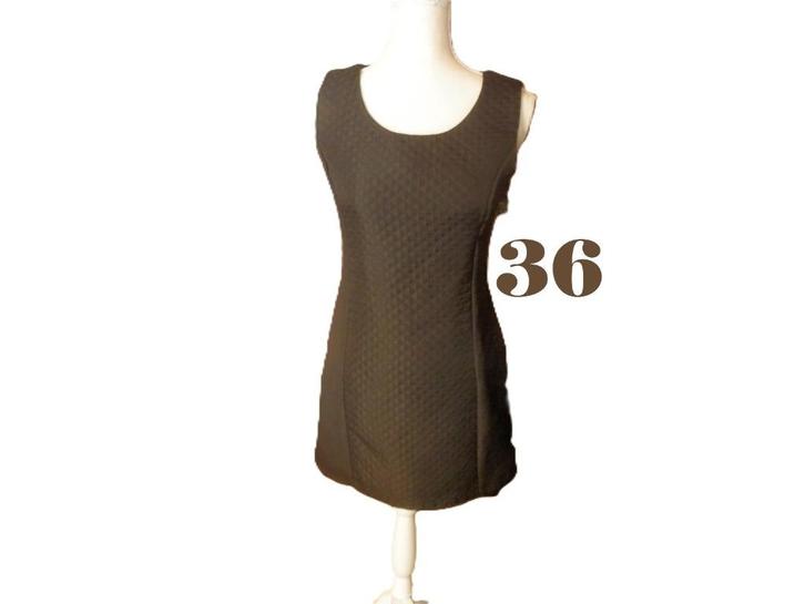 (63) -robe femme t. 36 noire - unika -, Kleding | Dames, Jurken, Zo goed als nieuw, Maat 36 (S), Zwart, Knielengte, Ophalen of Verzenden