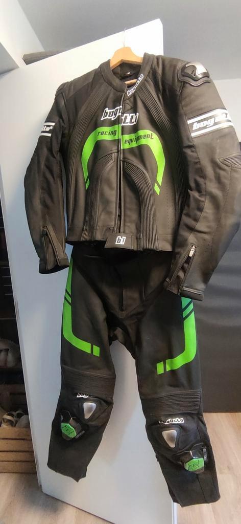 2 delig lederen motorpak Bogotto nieuwstaat., Motoren, Kleding | Motorkleding, Ophalen