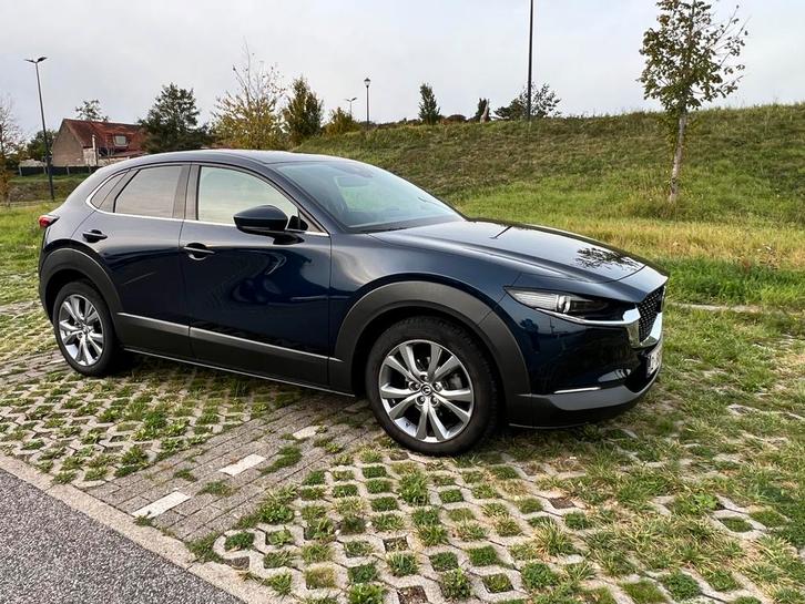Full option Mazda CX-30 weinig kms, Auto's, Mazda, Particulier, CX-30, Achteruitrijcamera, Adaptieve lichten, Adaptive Cruise Control