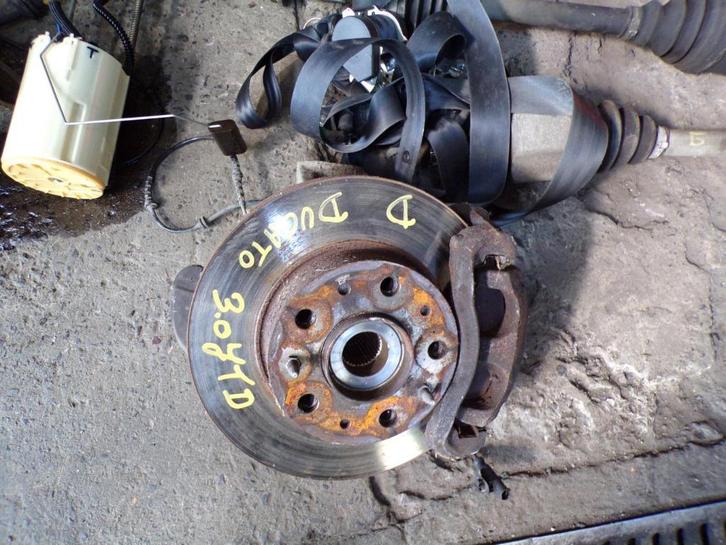 Moyeu avant gauche Fiat Ducato.0JTD 115kw 2006-2015 LP/14378, Autos : Pièces & Accessoires, Freins & Transmission, Fiat, Utilisé