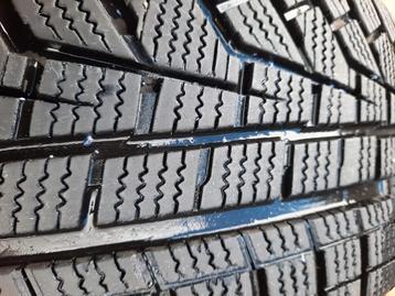 SUV Hankook Winterbanden  beschikbaar voor biedingen