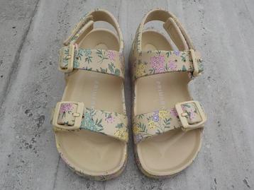 Nieuwe meisjes sandalen met bloemetjes maat 28  beschikbaar voor biedingen