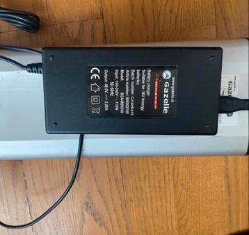 Fiets accu batterij Gazelle Innergy met oplader  beschikbaar voor biedingen
