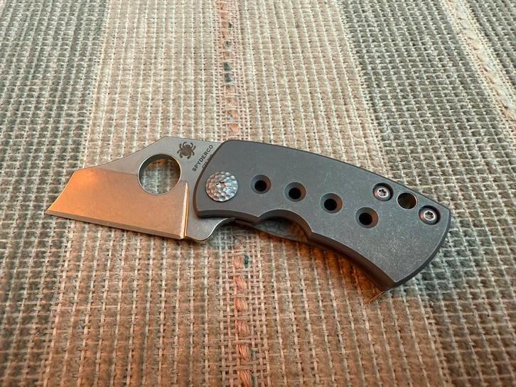 Nieuw Spyderco McBee C236TIP Jonathan McNees Design Knife, Caravans en Kamperen, Kampeergereedschap, Nieuw, Ophalen of Verzenden
