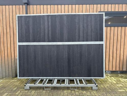 2 x paardenstal tussenwand dicht | Kunststof | Gebruikt, Dieren en Toebehoren, Stalling en Weidegang, Opfok, Stalling, Weidegang