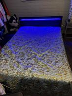 Twee persoonsbed, Huis en Inrichting, Slaapkamer | Bedden, Ophalen