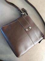 Lamarthe Paris lederen schoudertas/crossbag, Enlèvement